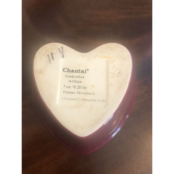 Chantal Heart Shaped Deep BurgundyBaking Dish Smooth Edge VALENTINE READY - Picture 6 of 6